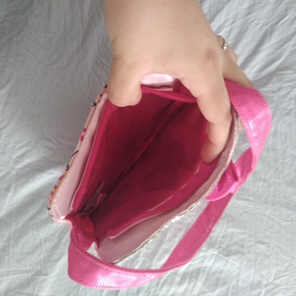 Hello kitty bag - Picture 3 of 3